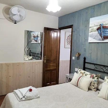 V.v Casa Mones Onís